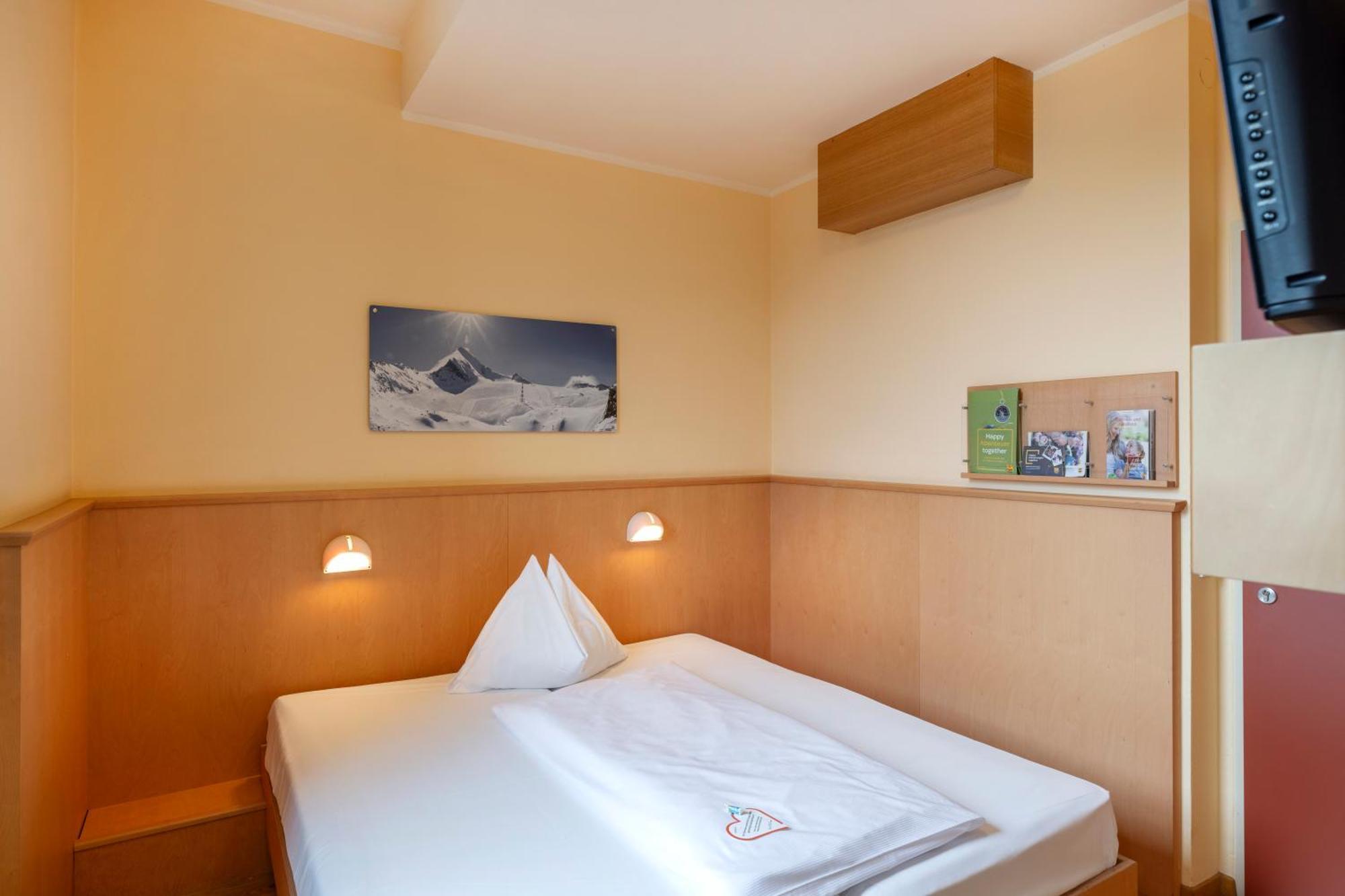 Jufa Hotel Kaprun - Summercard Included Exterior photo
