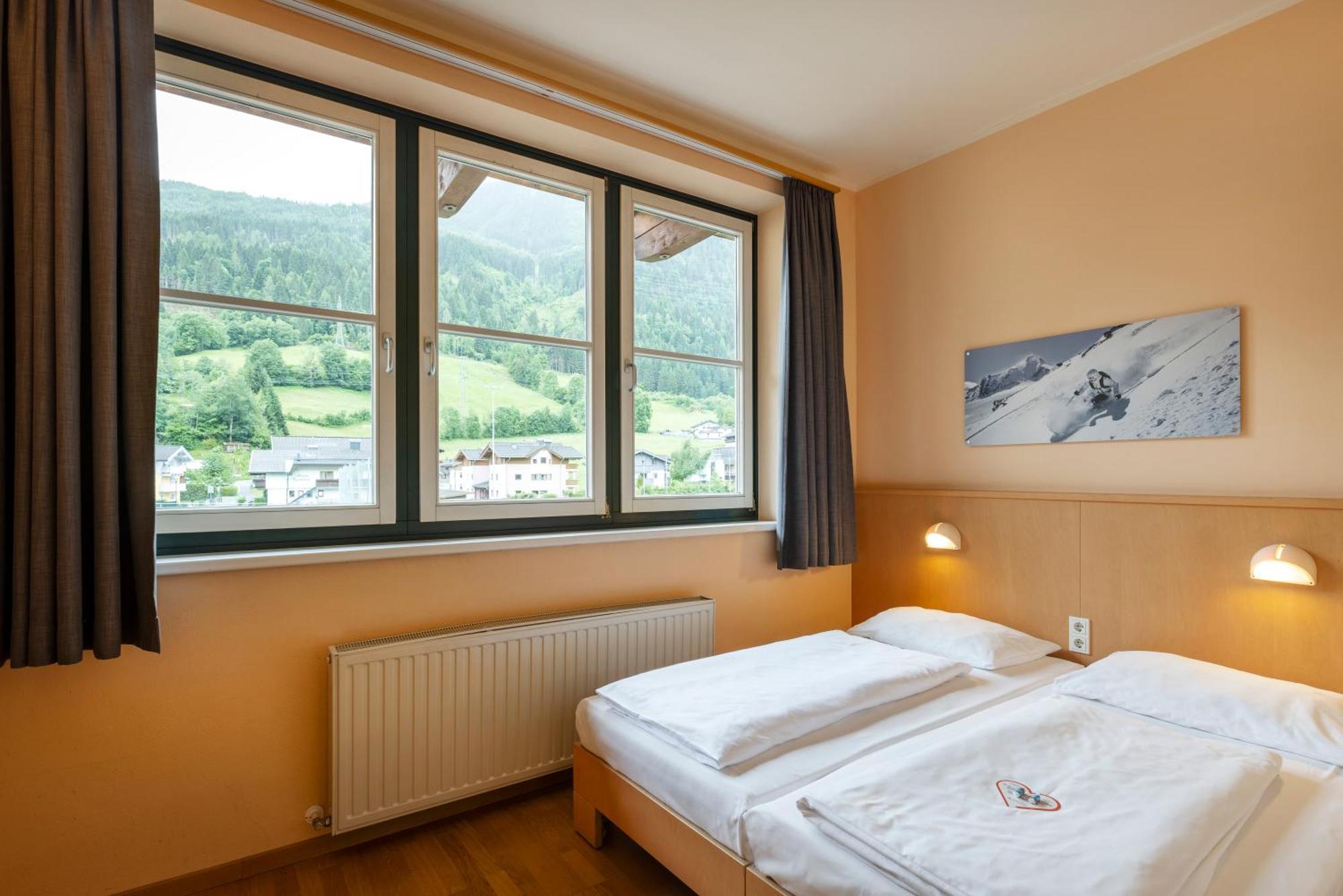 Jufa Hotel Kaprun - Summercard Included Exterior photo